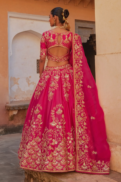 FALGUNI LEHENGA SET
