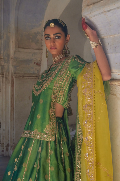 PARINAAZ LEHENGA SET