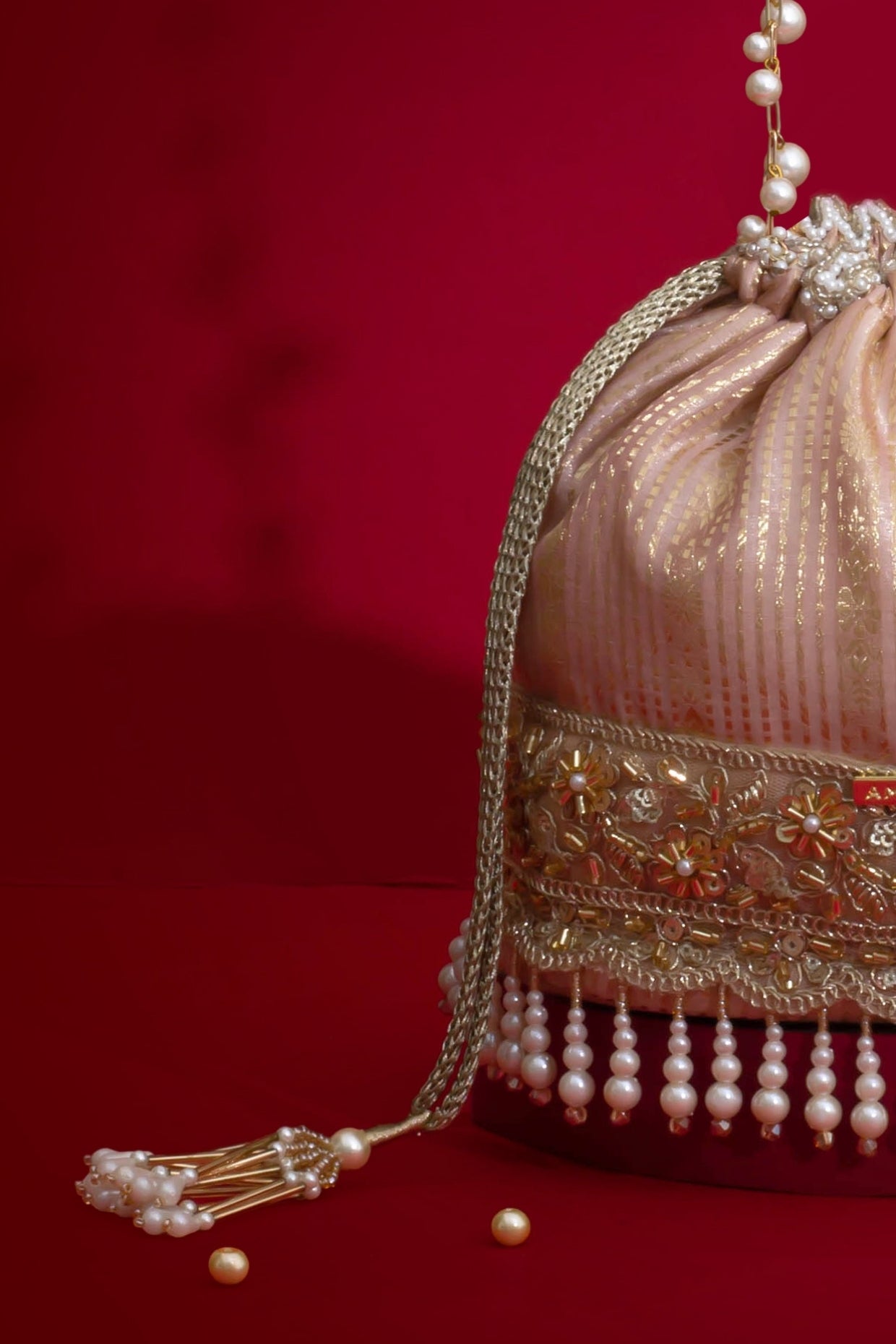 VIVAAH EMBELLISHED BUCKET BAG - PINK