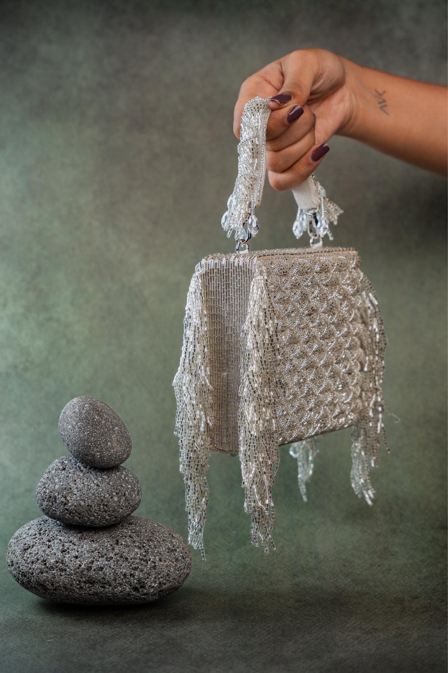 WEAVE FRINGE KASSE SILVER