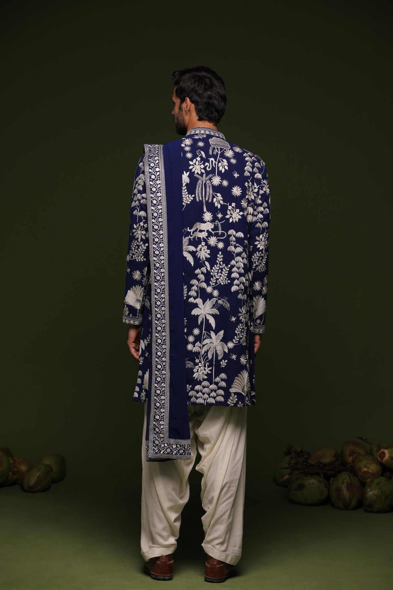 ARUNA NAVY KURTA SET WITH PATIYALA AND DUPATTA - White Maison de Couture