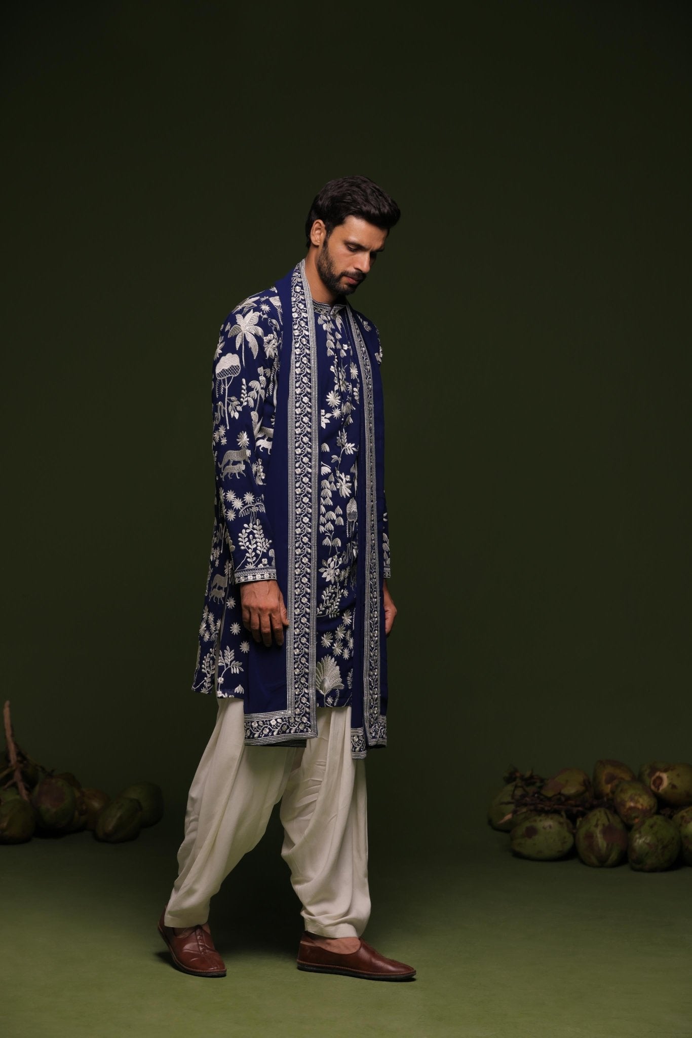 ARUNA NAVY KURTA SET WITH PATIYALA AND DUPATTA - White Maison de Couture