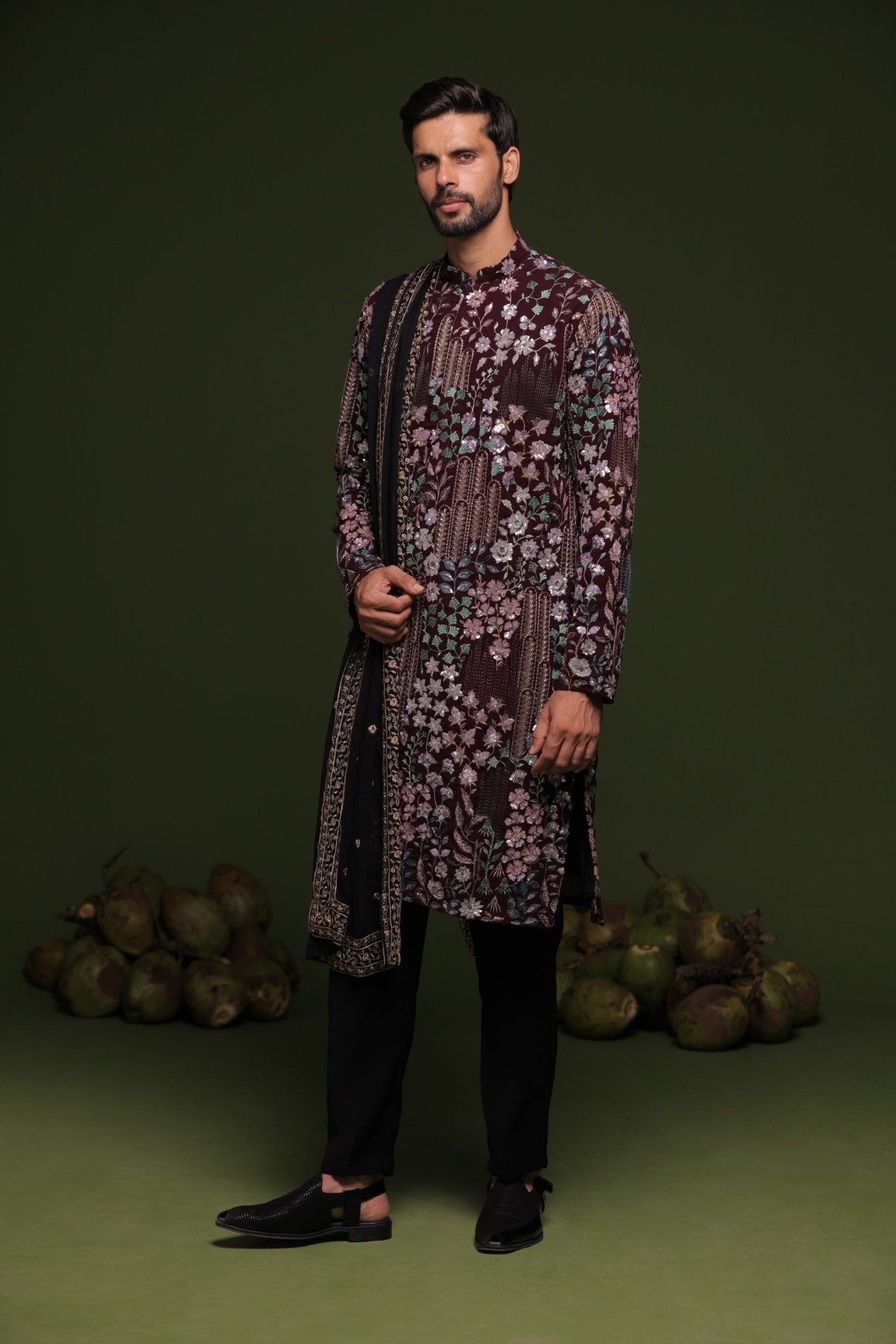 ASHOK BLACK KURTA SET WITH TROUSER AND DUPATTA - White Maison de Couture