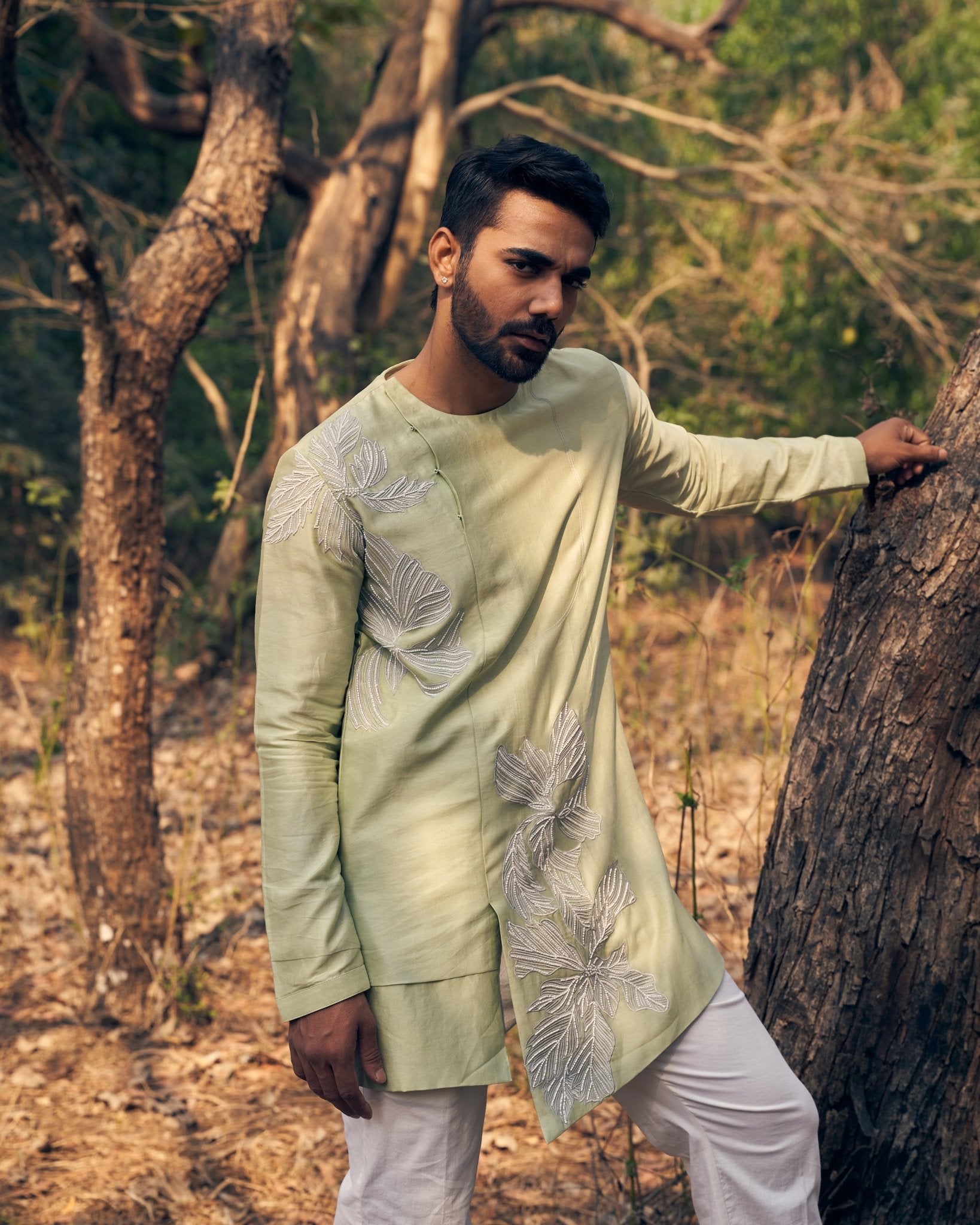 ASYMMETRIC FLORAL KURTA SET - White Maison de Couture