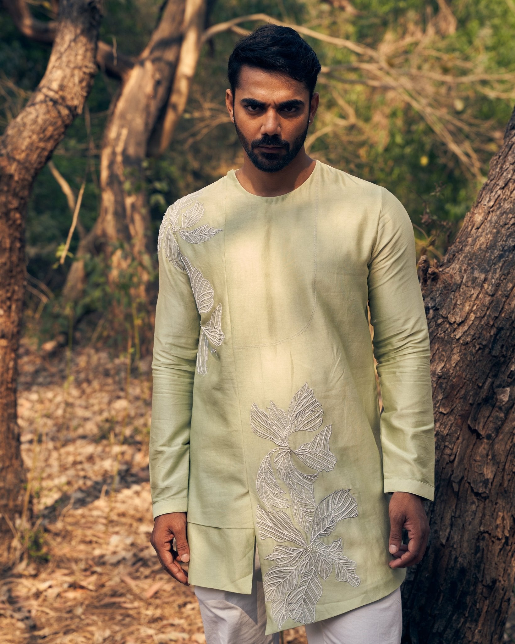 ASYMMETRIC FLORAL KURTA SET - White Maison de Couture