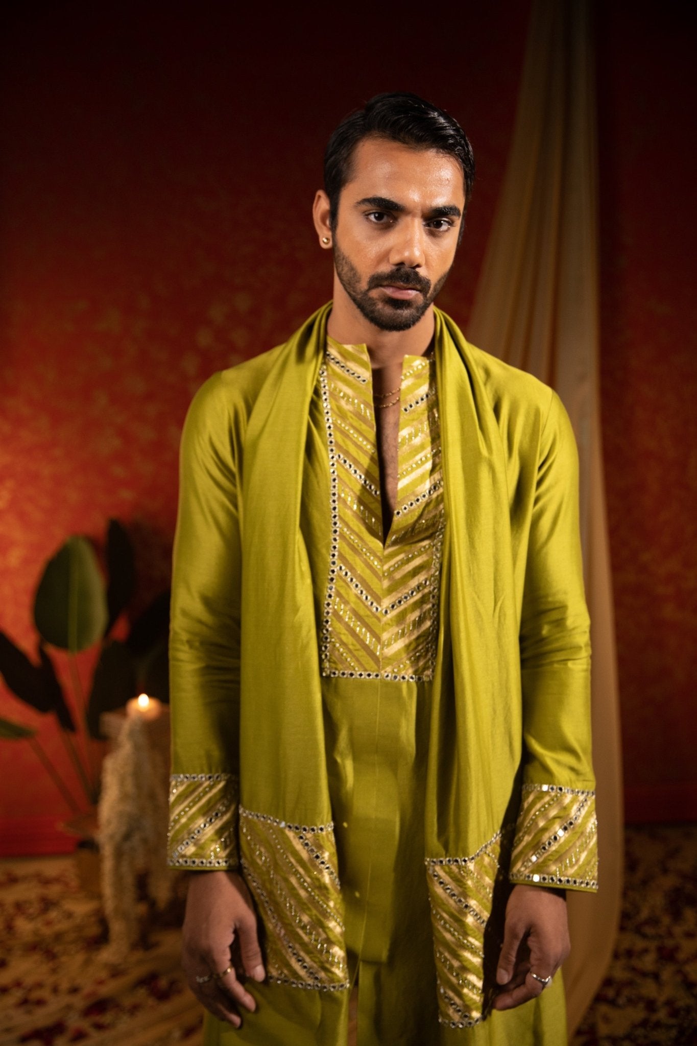 BANARASI PATCH WORK KURTA STOLE SET - White Maison de Couture