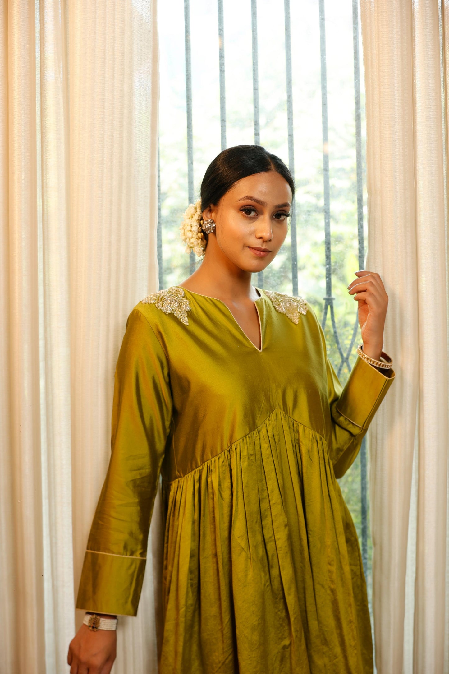 GREEN DRESS