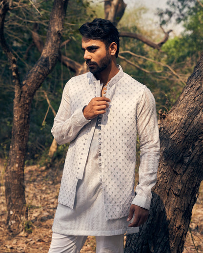 FRENCH KNOT KURTA BANDI SET - White Maison de Couture