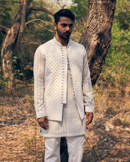 FRENCH KNOT KURTA BANDI SET - White Maison de Couture