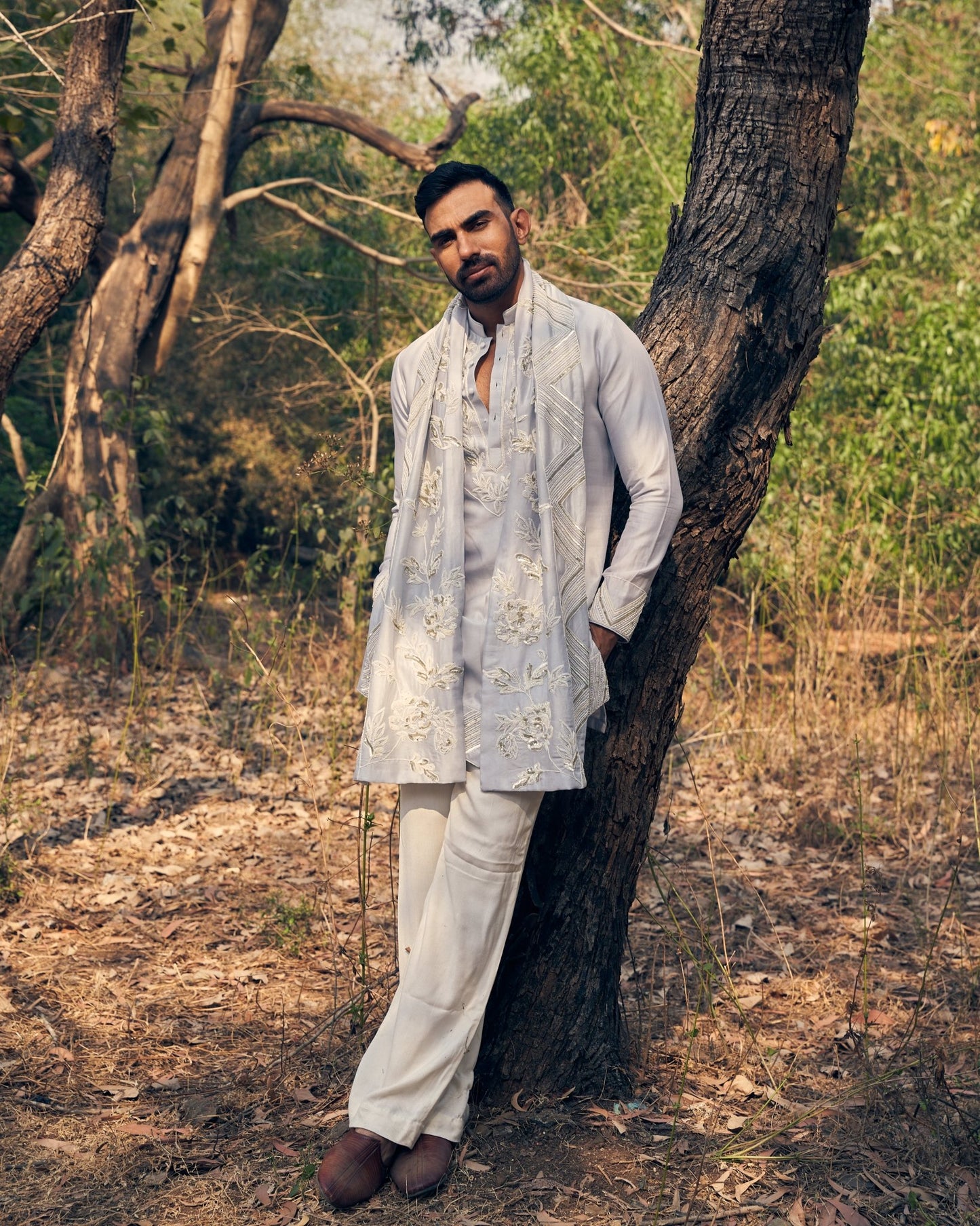 ICE BATH KURTA STOLE SET - White Maison de Couture