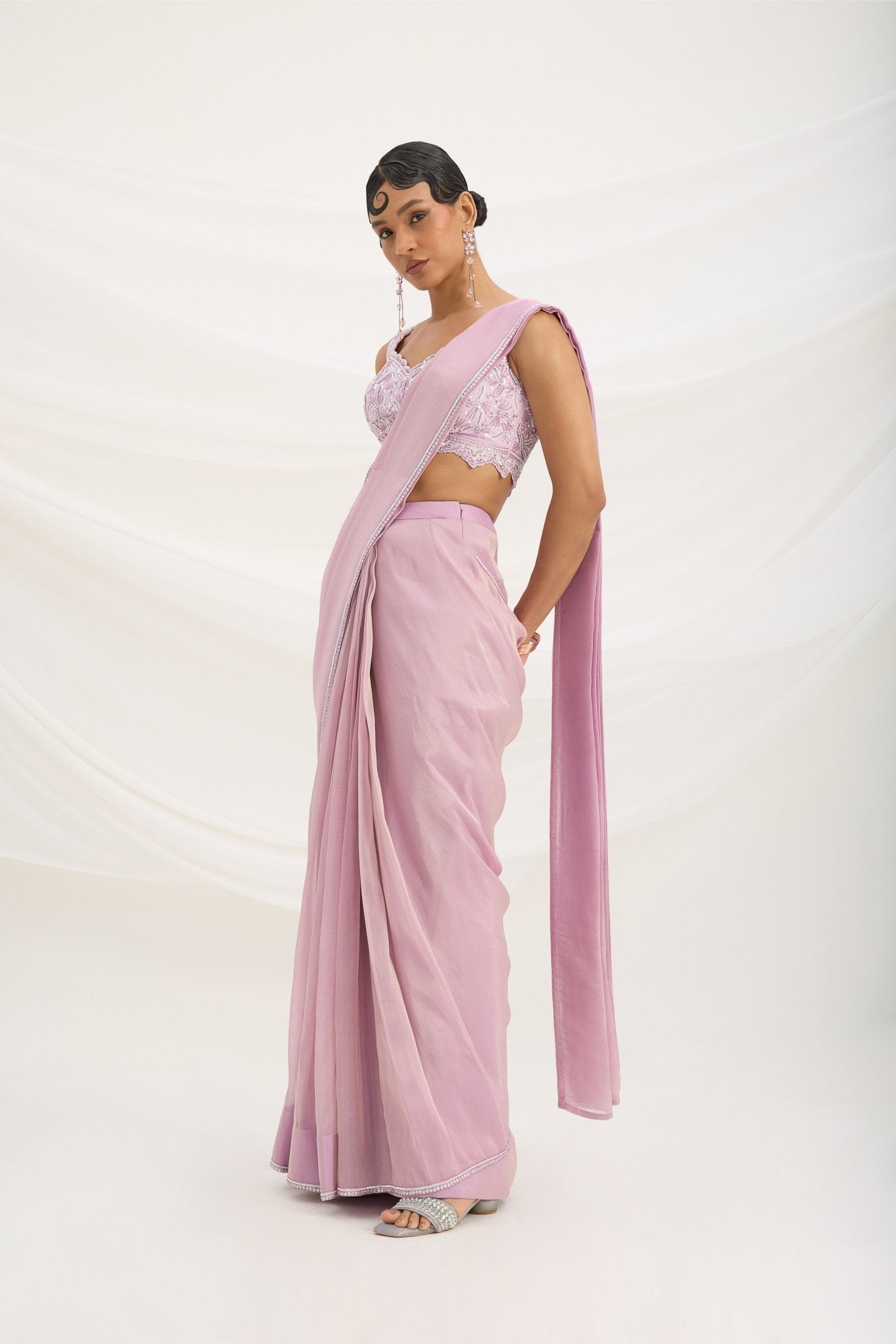 LILAC DRAPE SET SAREE WITH EMBROIDERED BLOUSE - White Maison de Couture