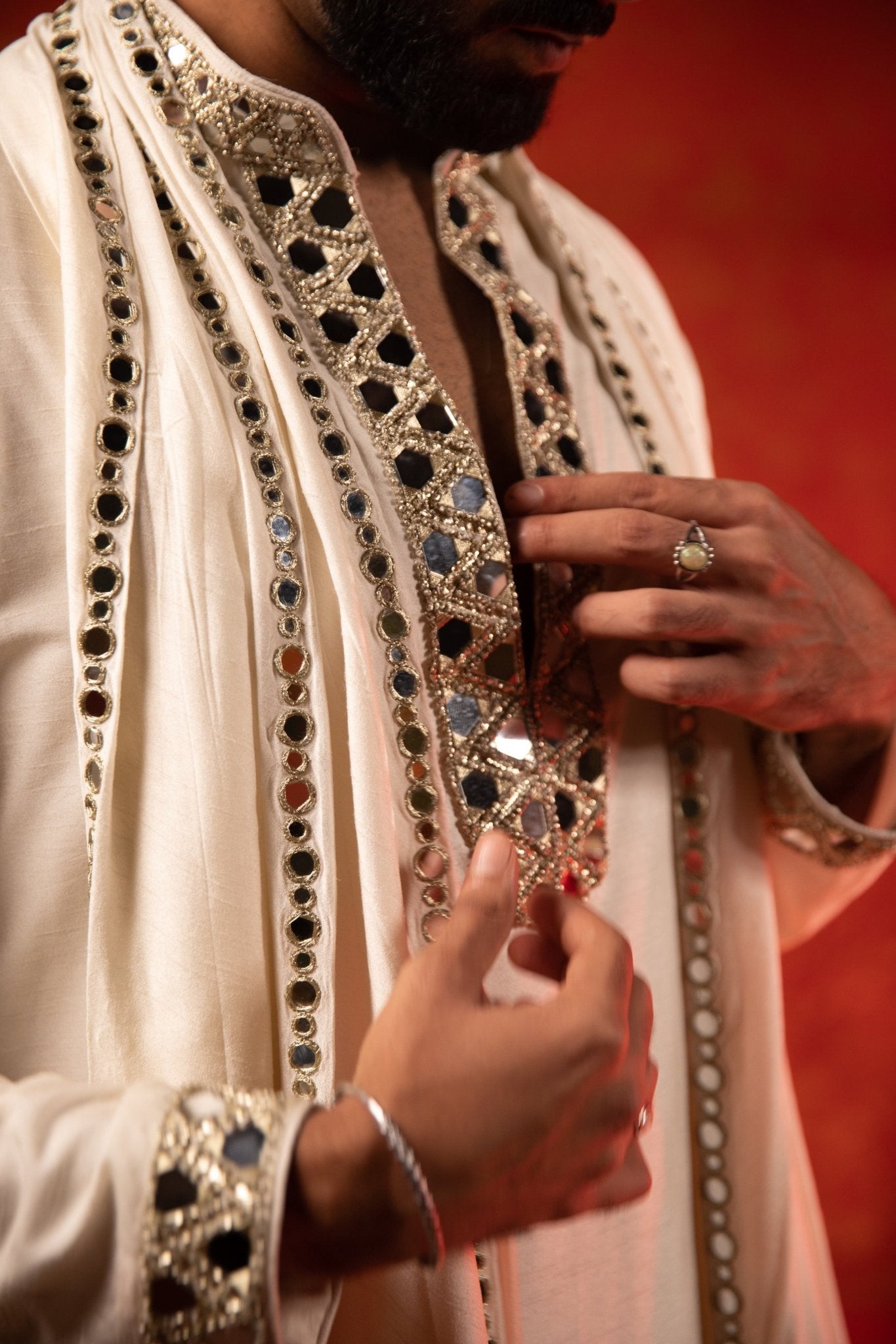 LINEAR MIRROR KURTA STOLE SET - White Maison de Couture