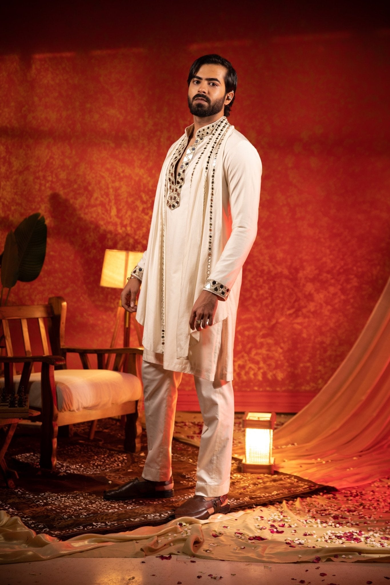 LINEAR MIRROR KURTA STOLE SET - White Maison de Couture