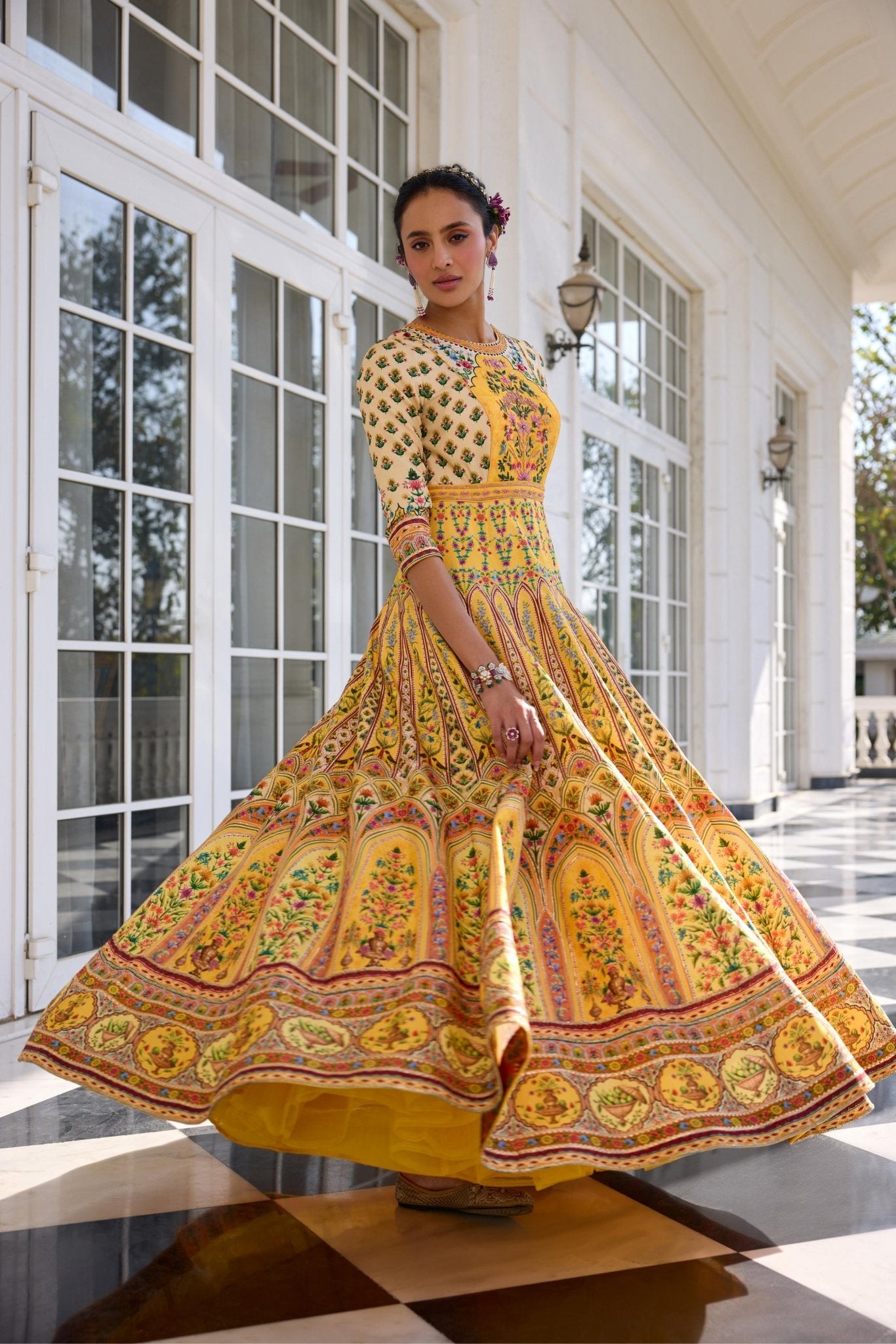 NEHMAT ANARKALI - White Maison de Couture