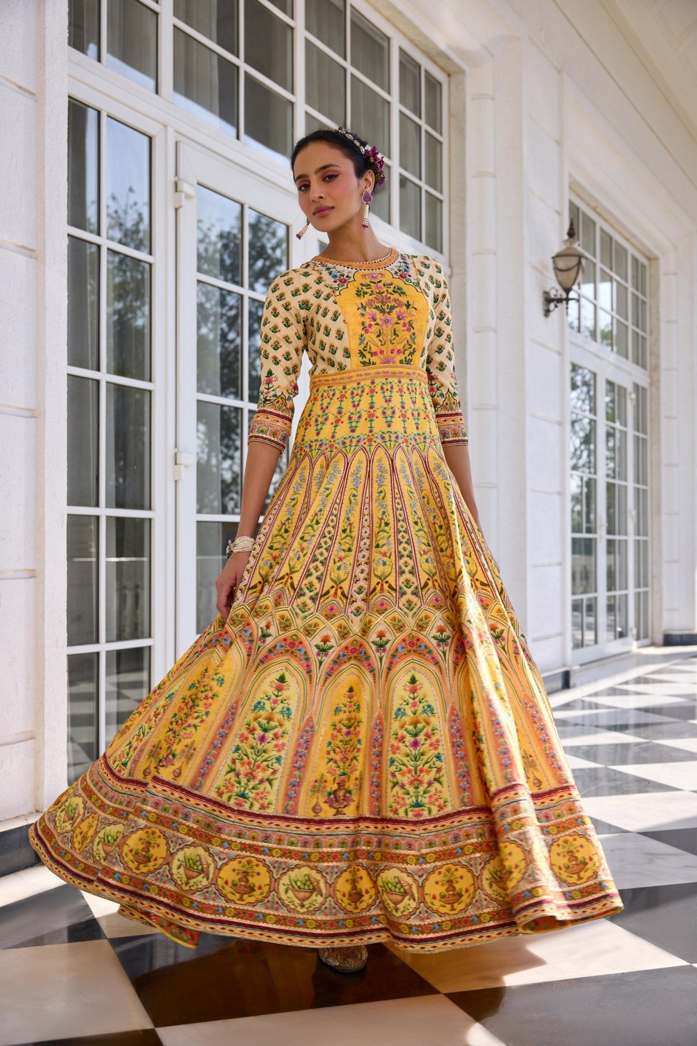 NEHMAT ANARKALI - White Maison de Couture