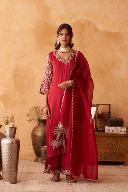 KANAK KURTA SET WITH DUPATTA