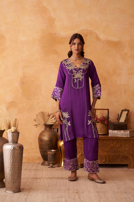 CHARBAGH KURTA SET
