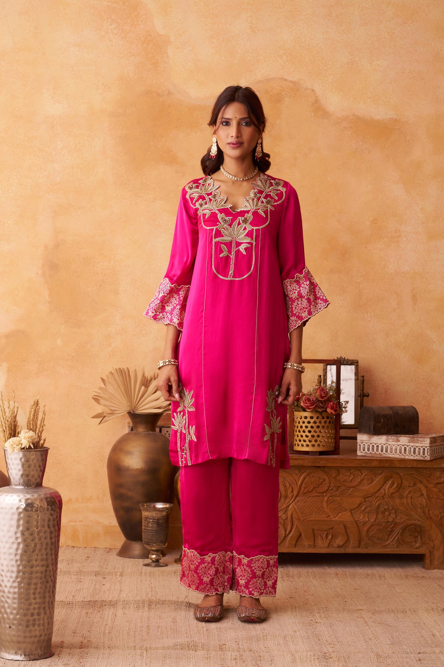 RAATRANI KURTA SET