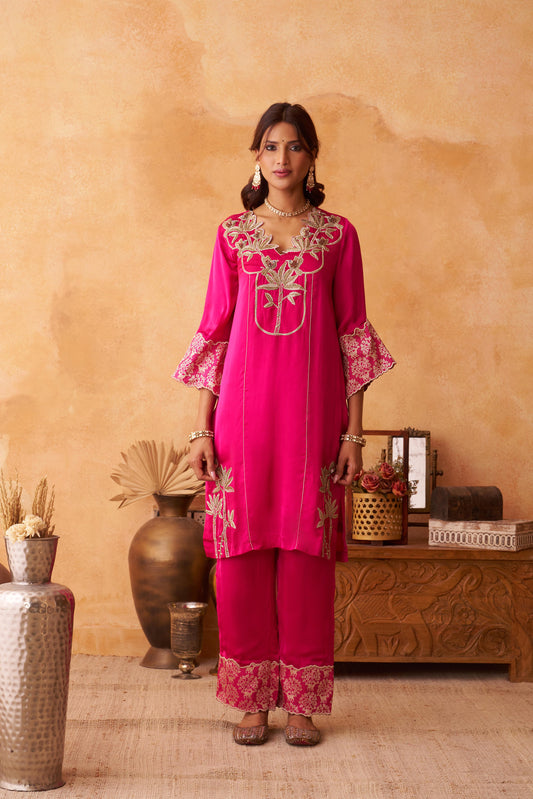 RAATRANI KURTA SET