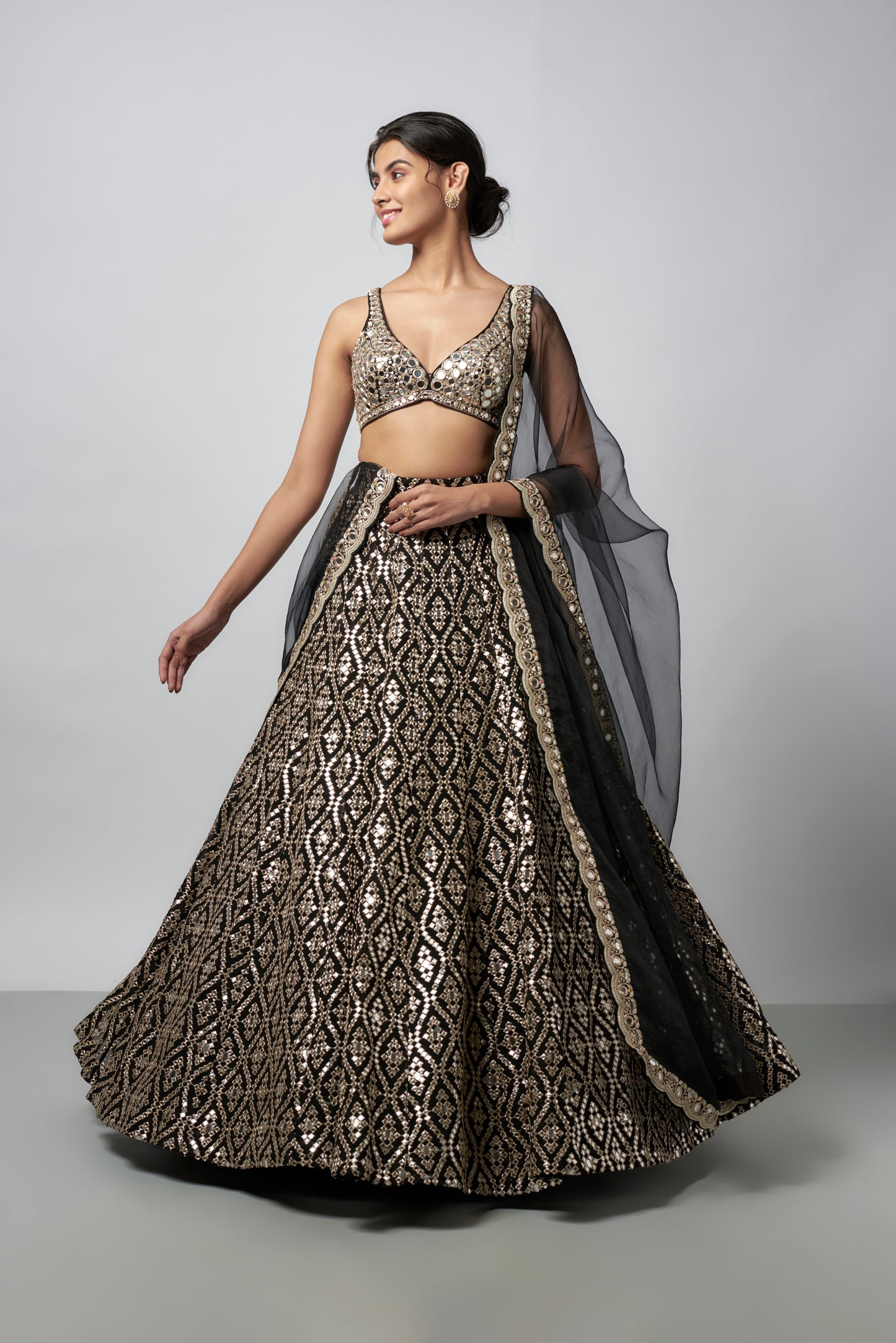 GANISHKA LEHENGA SET