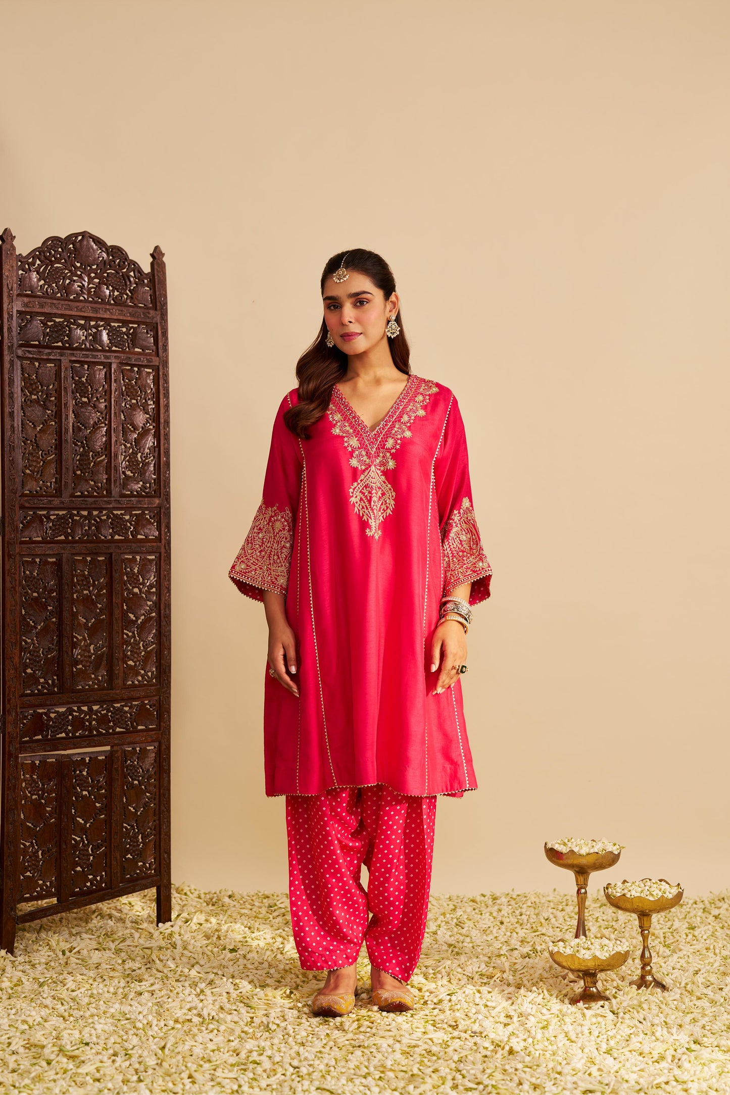 NIYAH - SHORT CHAUGA WITH SALWAR