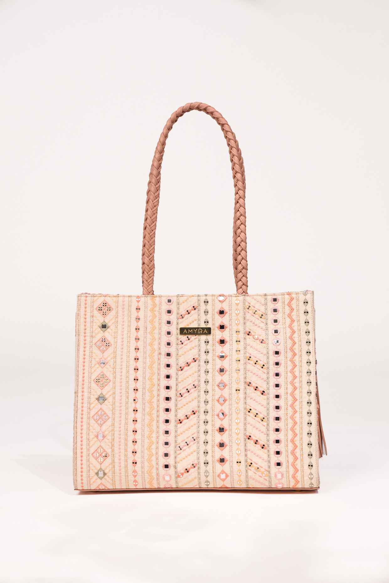 NOVA MIRROR EMBROIDERED BOX TOTE BAG - White Maison de Couture