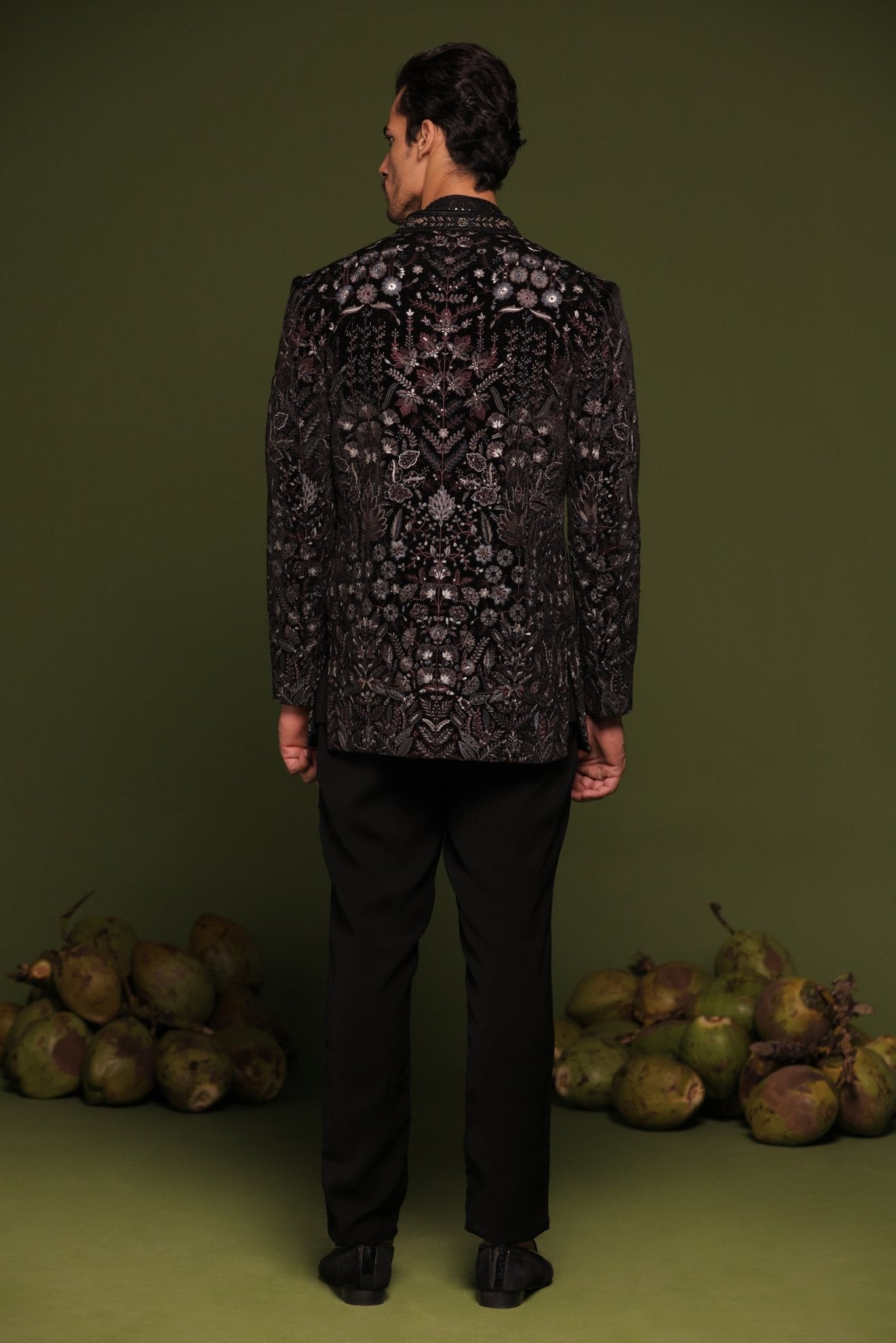 RAGHUNANDAN BLACK JODHPURI SET WITH SHIRT PANT - White Maison de Couture