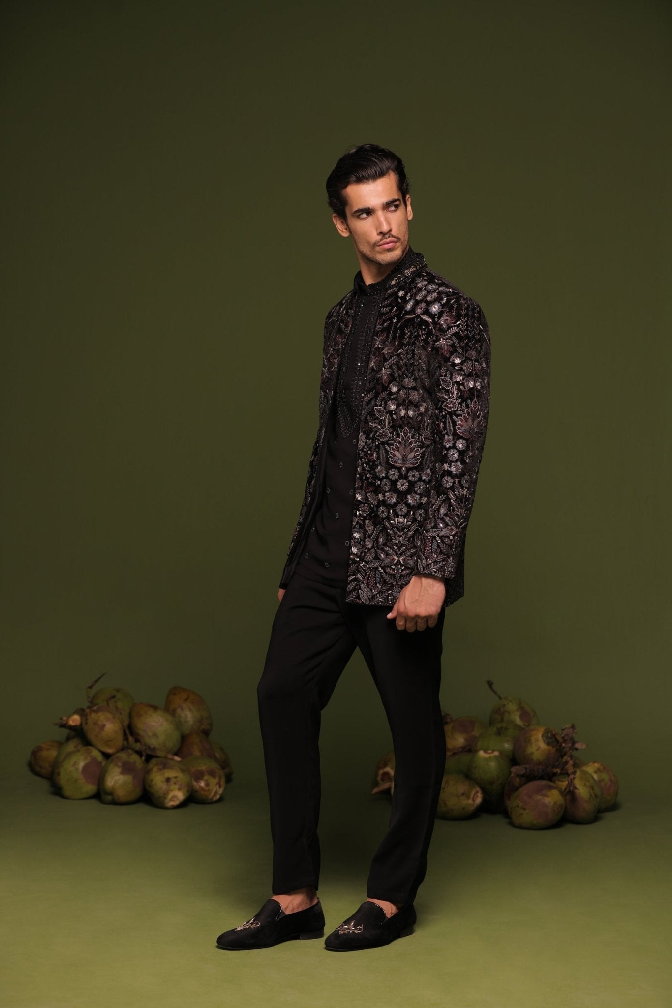 RAGHUNANDAN BLACK JODHPURI SET WITH SHIRT PANT - White Maison de Couture