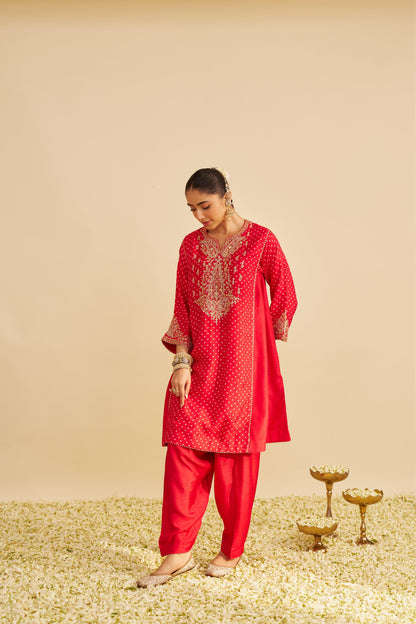 KAYRA - SHORT GATHERED CHAUGA WITH SALWAR