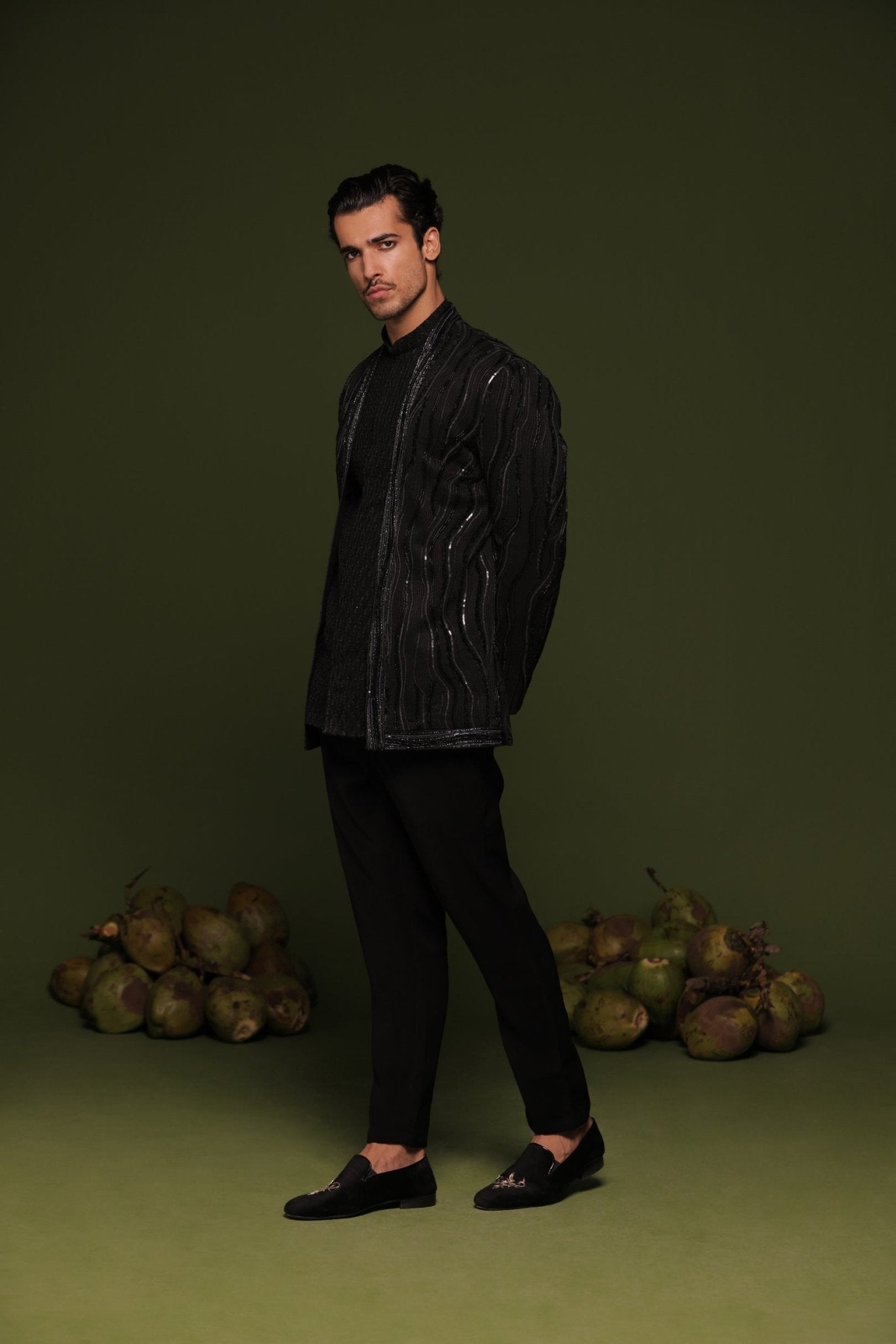 SATYAM BLACK JODHPURI SET WITH SHORT SHIRT AND PANT - White Maison de Couture
