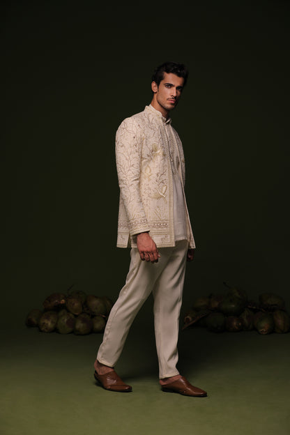 ITEESH IVORY JODHPURI SET WITH SHORT KURTA PANT