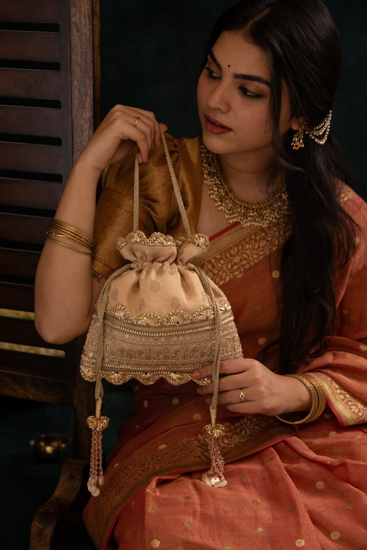 SIARA POTLI