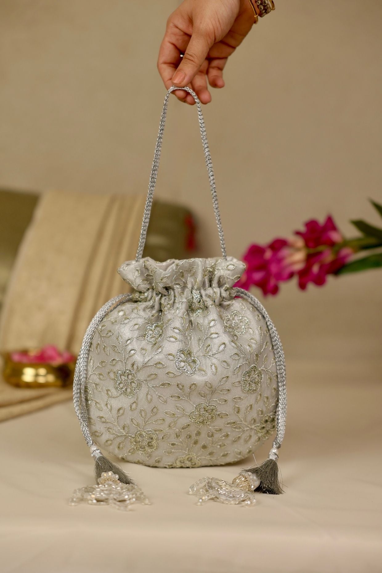 TARANG CUTWORK POTLI - White Maison de Couture