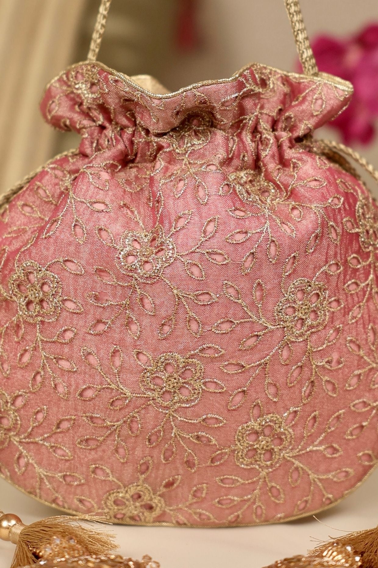 TARANG CUTWORK POTLI - White Maison de Couture