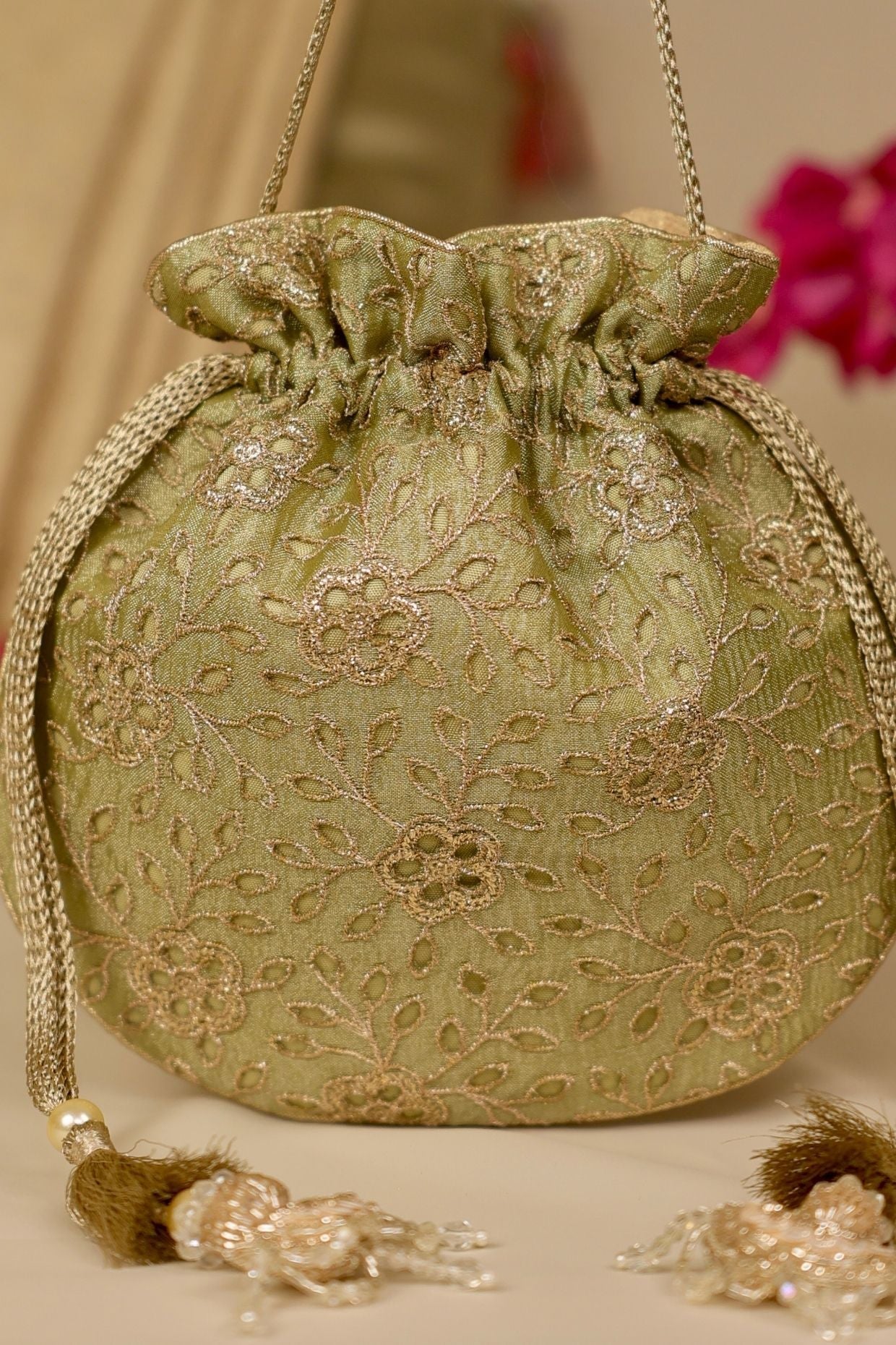TARANG CUTWORK POTLI - White Maison de Couture