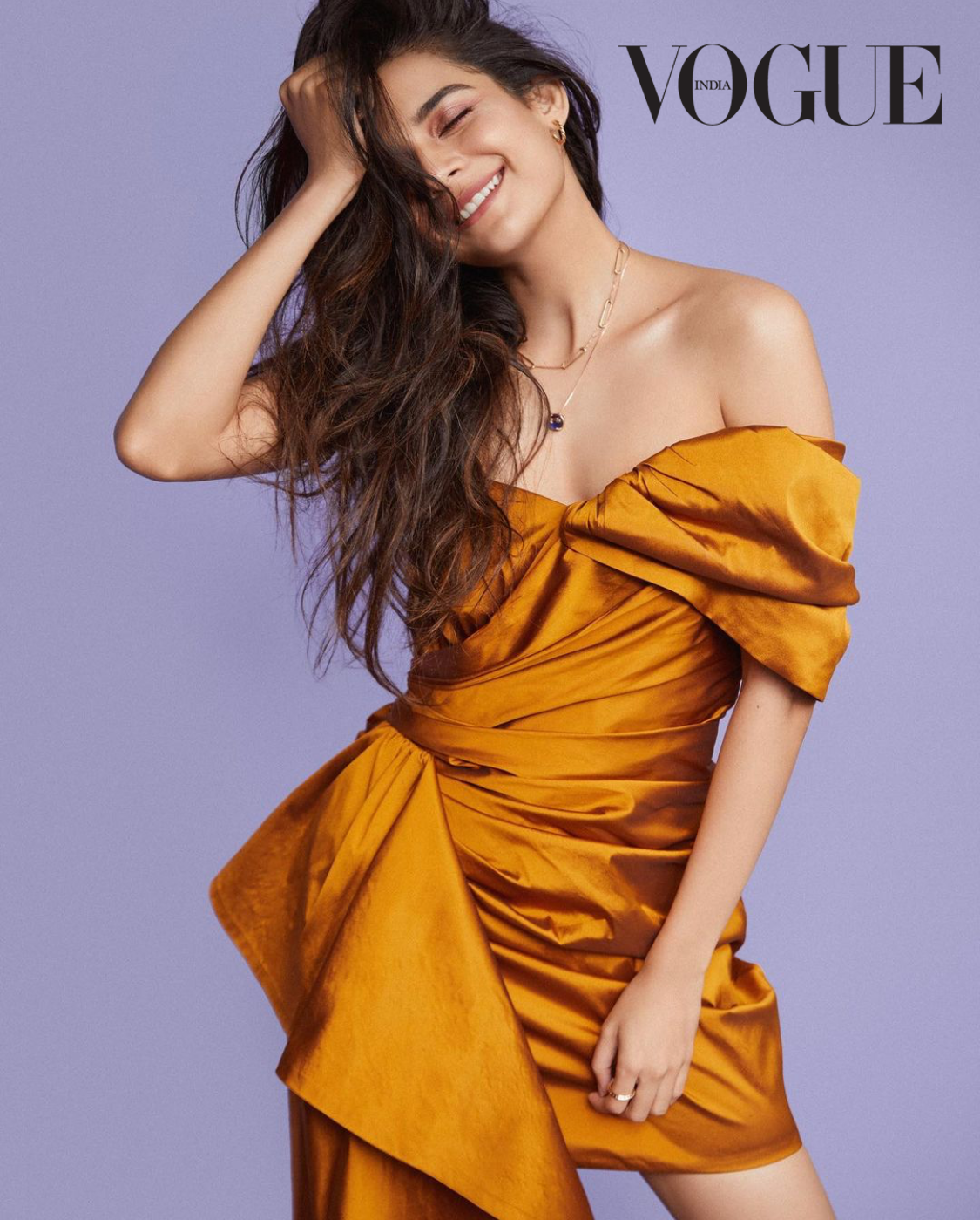 OFF SHOULDER TRAIL-DRAPE DRESS