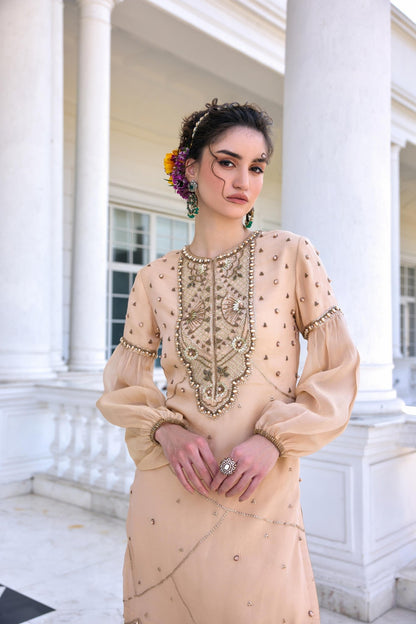 ZAINAB KURTA AND GHARARA SET - White Maison de Couture