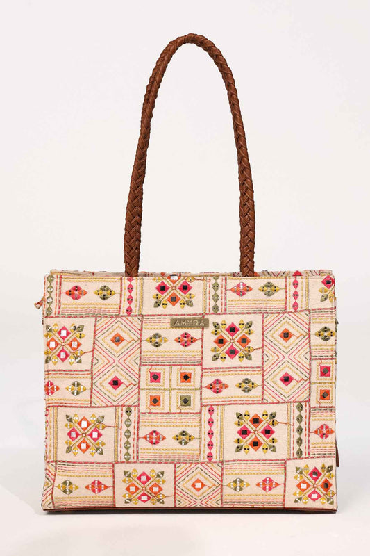ZIANA EMBROIDERED MULTICOLOR BOX TOTE BAG - White Maison de Couture