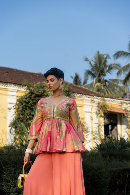HINT OF BLUSH NASHA PRINT PEPLUM SET